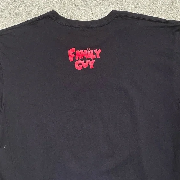 RARE Family Guy Cast/Crew Holiday Gift Christmas Time Shirt & Brian Glass Jug